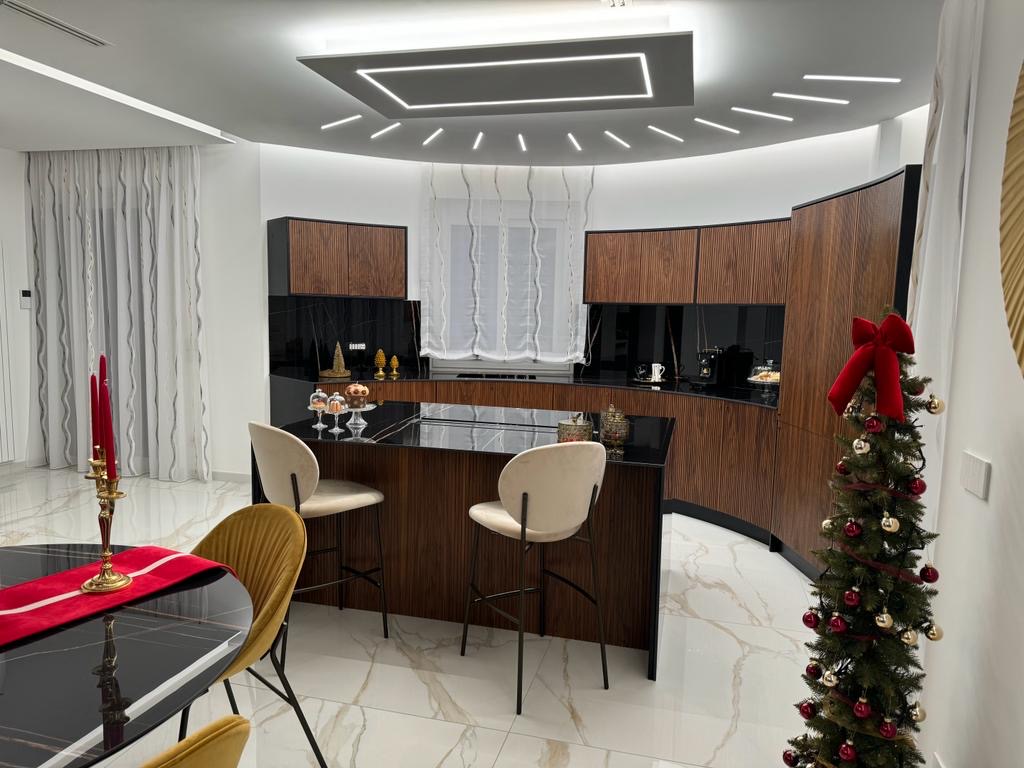 Cucina curva 2